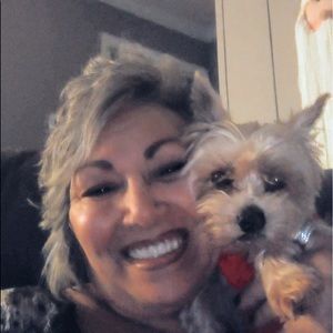 Meet your Posher, Janet